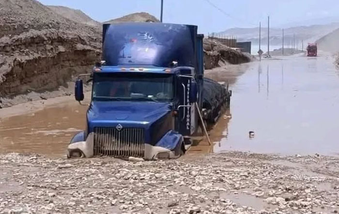 Lluvias intensas provocan huaicos y afectan carreteras y servicios en el sur del país